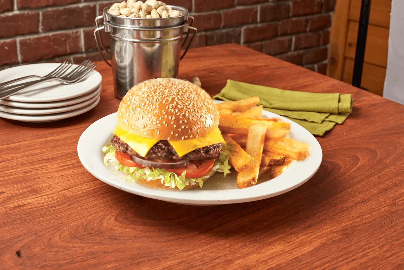 All-American Cheese Burger - Texas Roadhouse